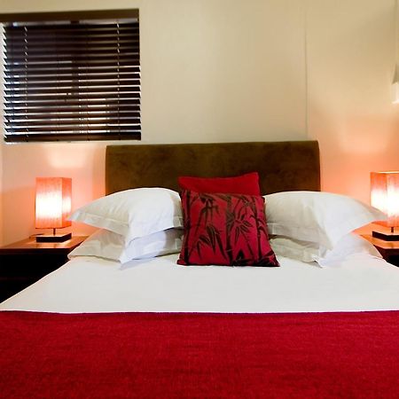 10 On Cape Self Catering Apartments Port Elizabeth Room photo