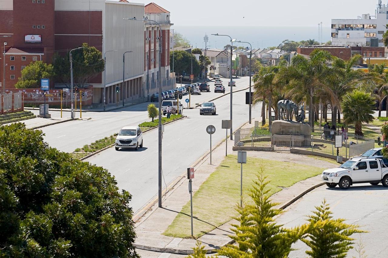 10 On Cape Self Catering Apartments Port Elizabeth Exterior photo